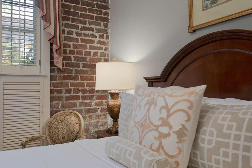 Hamilton Turner Inn Savannah Room photo